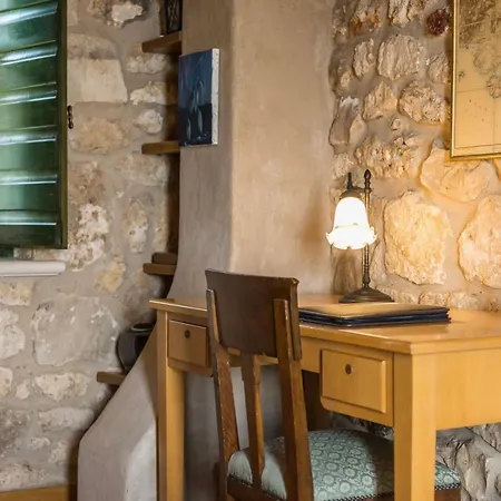 Eri Traditional House * Langadhákia